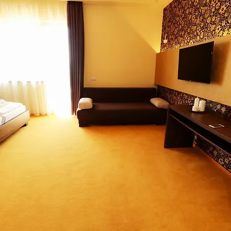 Ipari Park Panzio بيت ضيافة سولنوك