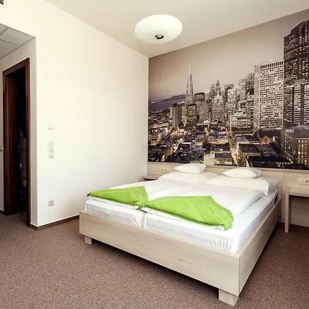 Ipari Park Panzio بيت ضيافة سولنوك