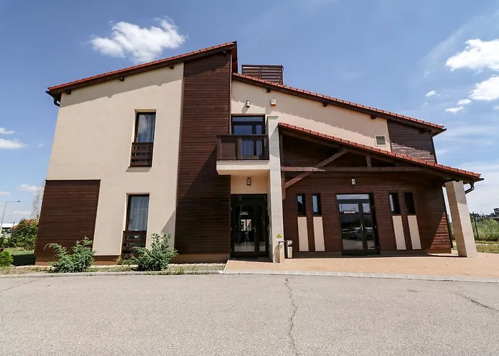 게스트하우스 Ipari Park Panzio 4*