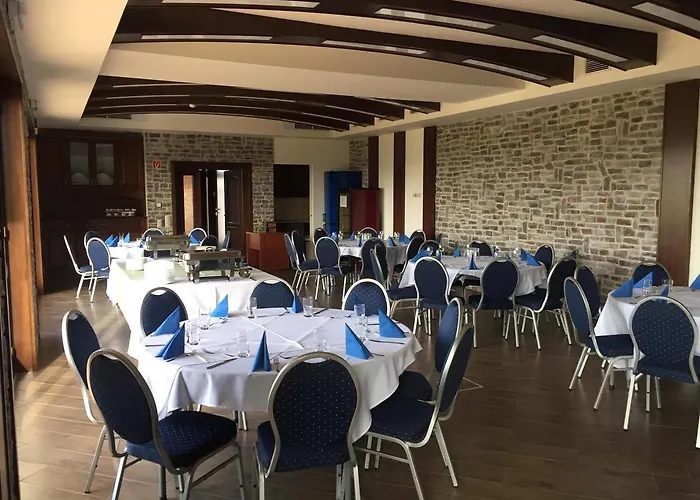 Ipari Park Panzio 게스트하우스 4*